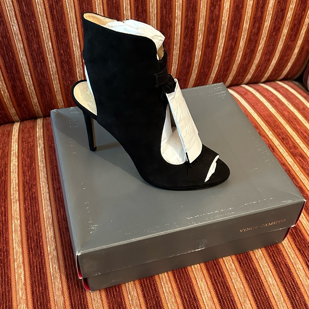 Vince Camuto heels